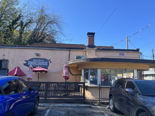 Mr. Pig's Smokehouse by null