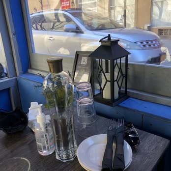 Dutch Freds - Outdoor booth - Cocktail Bars Near Me - New York, New York