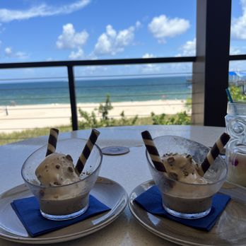 Beach House - Pistachio gelato - Bars Near Me - Pompano Beach, Florida