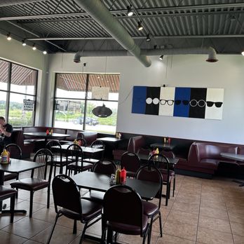 Dexter's Grill - Plenty of room to eat inside. Very clean and inviting. - Chicken Wings Near Me - Southgate, Michigan Dexter's Grill - Plenty of room to eat inside. Very clean and inviting. - Chicken Wings Near Me - Southgate, Michigan