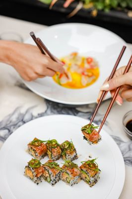 Eight Bar at Maple & Ash by null