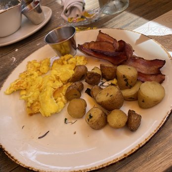 The Front Yard - Kids meal - Breakfast & Brunch Near Me - North Hollywood, California