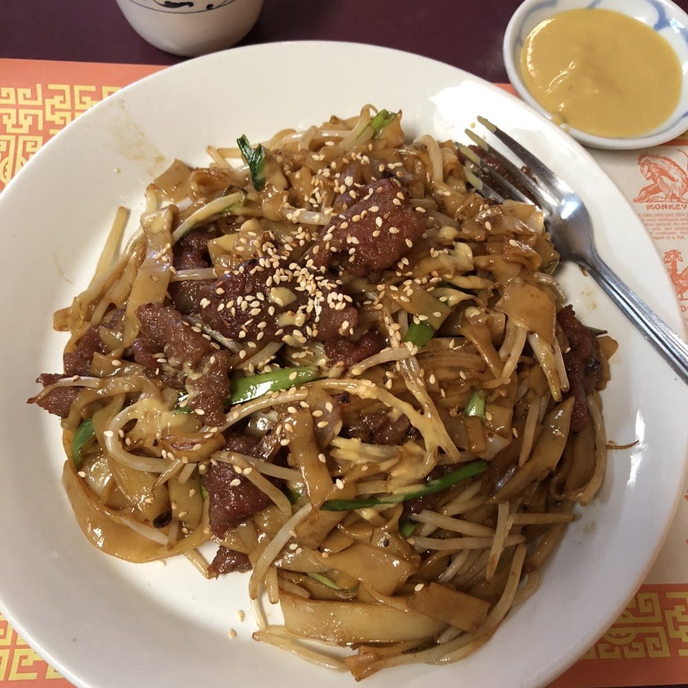 China Jade Horse - beef chow fun(dry method) - Chinese Near Me - Carson City, Nevada