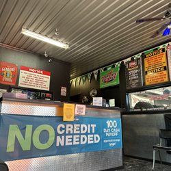 Viper Tire and Auto - Lobby
