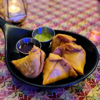 Aroma House - @eatingsfrom - samosas - Indian Near Me - Redwood City, California Aroma House - @eatingsfrom - samosas - Indian Near Me - Redwood City, California