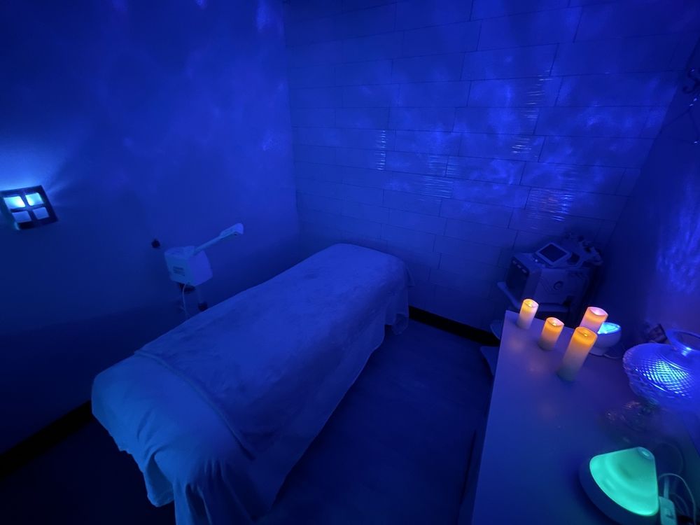 SKINCARE LOUNGE SPA 74 Photos & 198 Reviews 1512 Sansom St