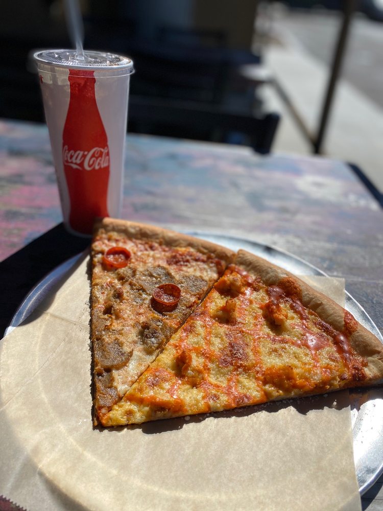 FLIPPIN’ PIZZA - Updated February 2026 - 79 Photos & 294 Reviews - 7662 ...