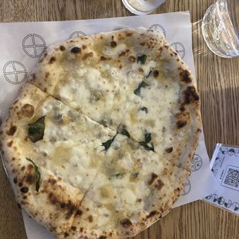 Simò Pizza - Brooklyn - Quattro Formaggi (mozzarella, pecorino romano, parmigiano reggiano, gorgonzola, basil) - Pizza Near Me - Brooklyn, New York Simò Pizza - Brooklyn - Quattro Formaggi (mozzarella, pecorino romano, parmigiano reggiano, gorgonzola, basil) - Pizza Near Me - Brooklyn, New York