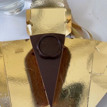 Sacher Confiserie Wien - Sacher Wien: chocolate cake meh - Chocolatiers & Shops Near Me - Vienna, 9