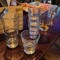 Rack & Roll Billiards - Dirty dishes we sat with for almost 6 hours