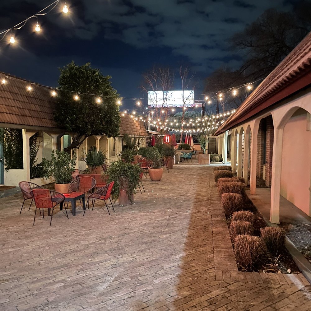 Austin Motel - Hotels Near Me - Austin, Texas