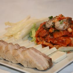 Sodam - Bossam : Porc accompagné de tofu et de kimchi aux huîtres !
