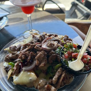 Oscar's Grill - Beef nachos - Pizza Near Me - Isla Mujeres, ROO Oscar's Grill - Beef nachos - Pizza Near Me - Isla Mujeres, ROO
