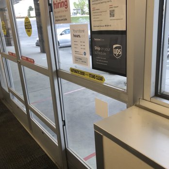 Staples - Shipping Centers Near Me - Tucker, Georgia