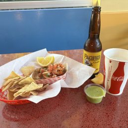 Free chips and salsa