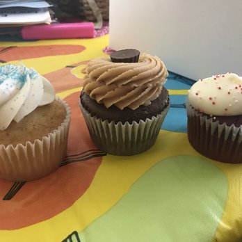Camarillo Cupcake - Cupcakes Near Me - Camarillo, California