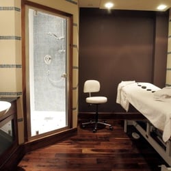 White Pebble Day Spa