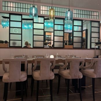 Agua - Inside - Seafood Near Me - London, XGL