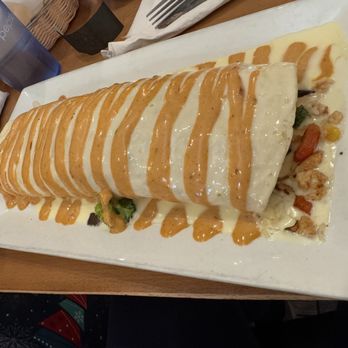 El Reparo - MASSIVE BURRITO- delicious!! - Mexican Near Me - Bartlett, New Hampshire
