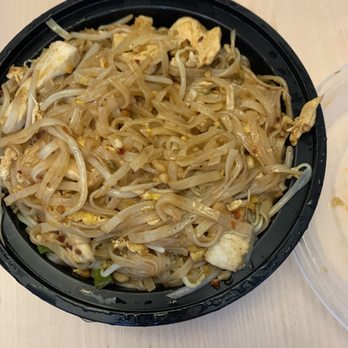 Smiling Banana Leaf - Pad Thai - Thai Near Me - Pittsburgh, Pennsylvania Smiling Banana Leaf - Pad Thai - Thai Near Me - Pittsburgh, Pennsylvania