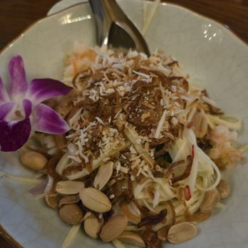 Lom Wong - YAM MAMUANG BORAN - Thai Near Me - Phoenix, Arizona Lom Wong - YAM MAMUANG BORAN - Thai Near Me - Phoenix, Arizona