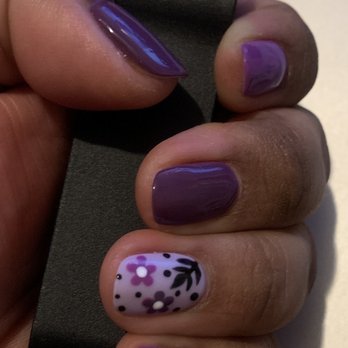 Qnail Bar - Skin Care Near Me - Goodyear, Arizona