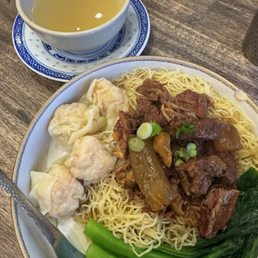 A great spot for Cantonese style food. A great spot for Cantonese style food.