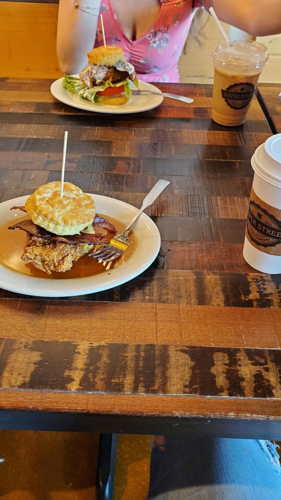 Maple Street Biscuit Company - Fleming Island Image