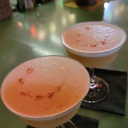 Eggwhite Whiskey Sour Eggwhite Whiskey Sour