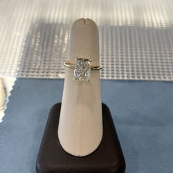Creative Design Jewelers - Engagement Ring, Solitaire. Rounded Cushion Cut
