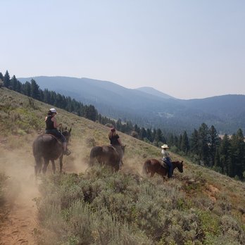Beaver Creek Lodge - Hotels Near Me - Garden City, Utah Beaver Creek Lodge - Hotels Near Me - Garden City, Utah