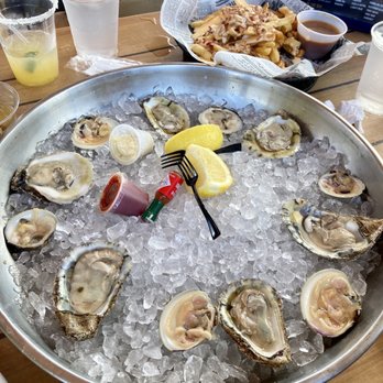 Bungalow Bar - Raw oysters - American Near Me - Seaside, New York Bungalow Bar - Raw oysters - American Near Me - Seaside, New York