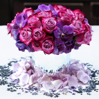 Illusions Bloom - Double purple roses and violet hydrangeas - Florists Near Me Illusions Bloom - Double purple roses and violet hydrangeas - Florists Near Me