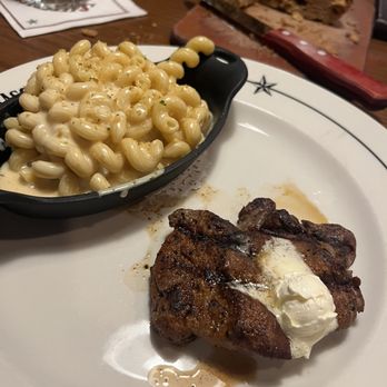 Saltgrass Steak House - 6oz filet smoked Mac n cheese - American Near Me - Little Rock, Arkansas