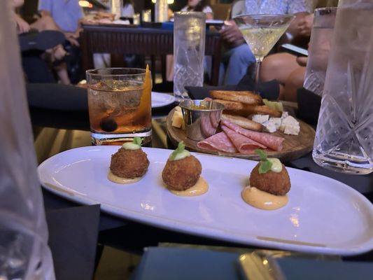 The Commodore by null