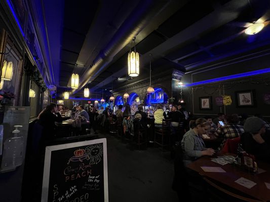 Blue Dog Tavern by null