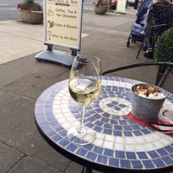 Mitchell & Son Wine Merchants - Alfresco wine