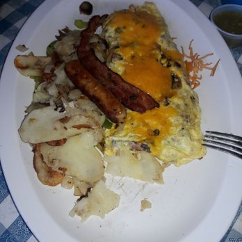 Mangy Moose Cafe - Meaty moose, this is a must try - American Near Me - Manteca, California