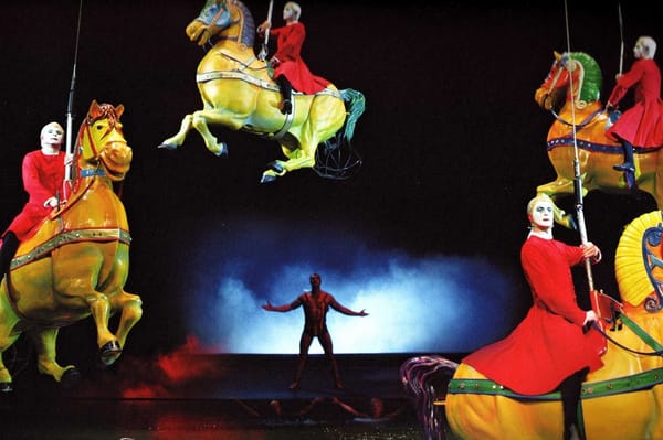 "O" by Cirque du Soleil by null