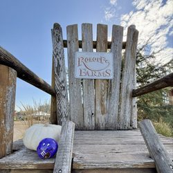 Roloff Farms - Giant chair photo opp