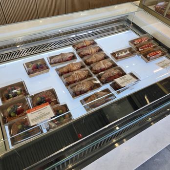 Tous Les Jours - Bakeries Near Me - Buffalo Grove, Illinois Tous Les Jours - Bakeries Near Me - Buffalo Grove, Illinois