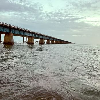 Seven Mile Bridge - 7 miles old bridge - Landmarks & Historical Buildings Near Me Seven Mile Bridge - 7 miles old bridge - Landmarks & Historical Buildings Near Me