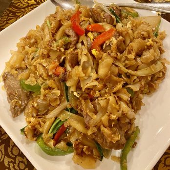 The Basil Restaurant - Pad See Ew Noodles - Thai Near Me - Carson City, Nevada