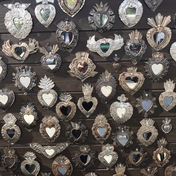 Mi Corazon - Cute outdoor decor - Mexican Near Me - Los Angeles, California Mi Corazon - Cute outdoor decor - Mexican Near Me - Los Angeles, California