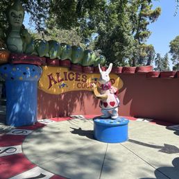 My favorite: Alice and wonderland My favorite: Alice and wonderland