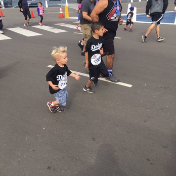LA Dodgers Foundation 5K - Offspring giving it all he's got - Active Life Near Me - Los Angeles, California LA Dodgers Foundation 5K - Offspring giving it all he's got - Active Life Near Me - Los Angeles, California