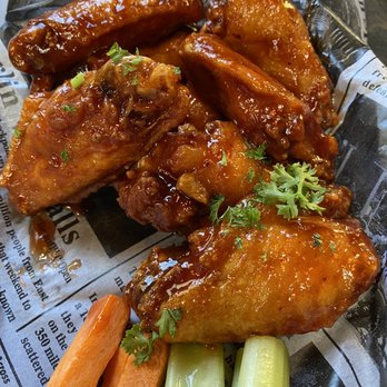 Barrelhouse 101 - Chicken wings - American Near Me - Ventura, California Barrelhouse 101 - Chicken wings - American Near Me - Ventura, California