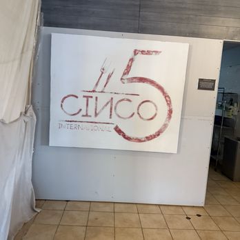Cinco - Mexican Near Me - South Bend, Indiana