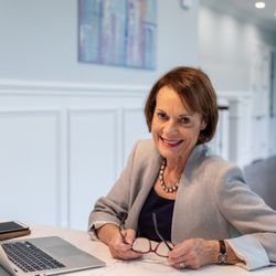 Anne Shearman - Coldwell Banker