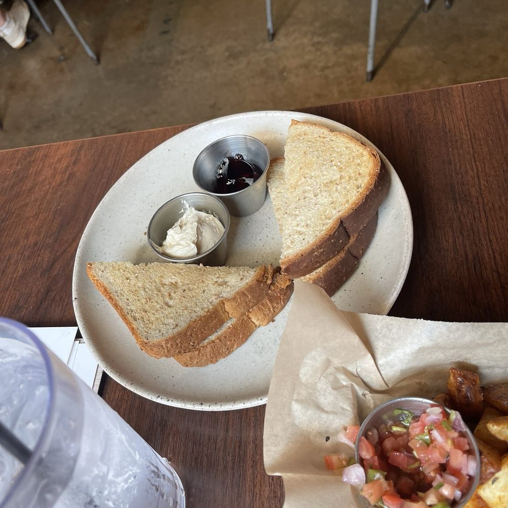 Venice Kitchen - Toast & Jelly - Pizza Near Me - Memphis, Tennessee Venice Kitchen - Toast & Jelly - Pizza Near Me - Memphis, Tennessee